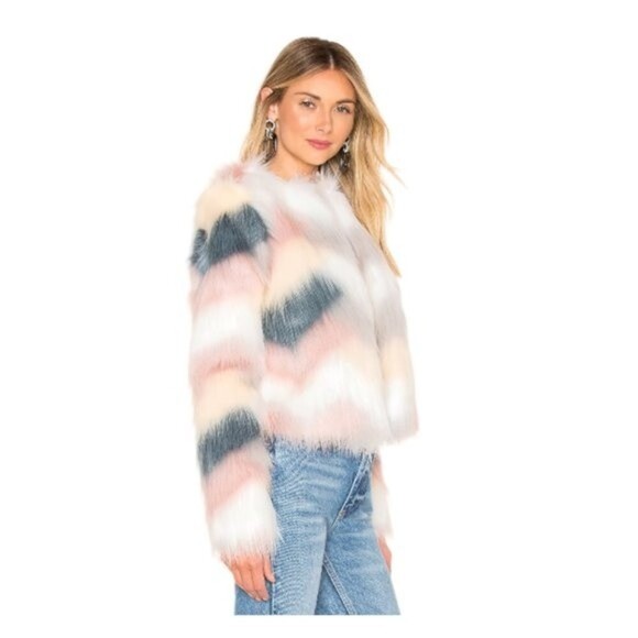 By The Way. Extra Small Shiloh Ivory Multicolored Faux Fur Jacket - Picture 2 of 12
